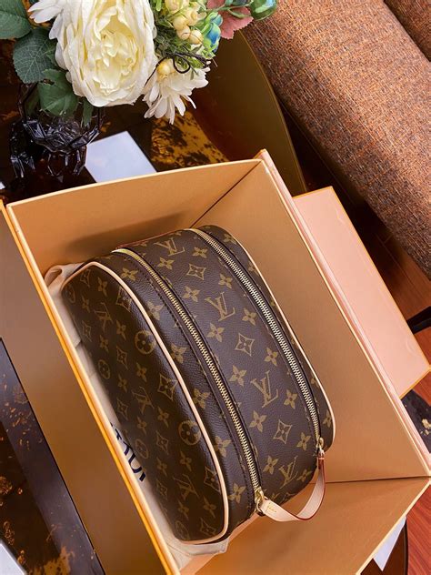 louis vuitton king size toiletry bag fake|are louis vuitton bags authentic.